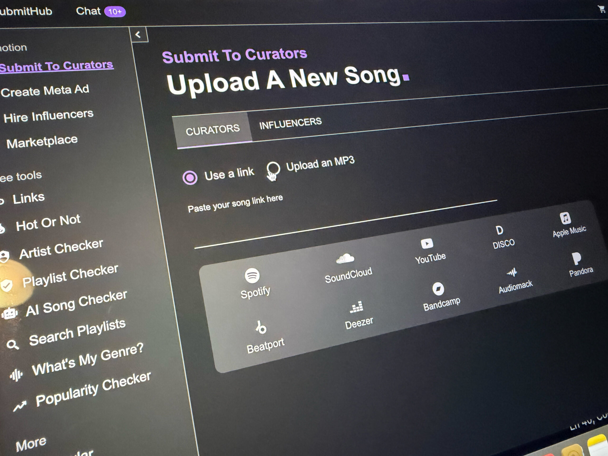 Med disse tjeneste får du flere streams på spotify, men det koster!